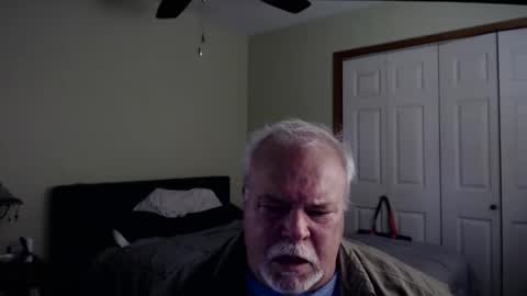Snapshot of gmctruckguy chatting on 05-05-26, 05:54 gmctruckguy online show from 05-05-26, 05:54