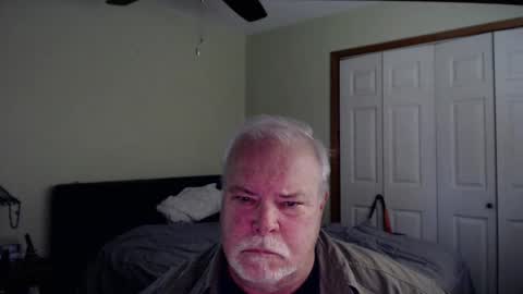 Snapshot of gmctruckguy chatting on 05-22-26, 08:03 gmctruckguy online show from 05-22-26, 08:03