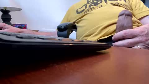 Snapshot of gngnxxx chatting on 04-20-26, 12:19 gngnxxx online show from 04-20-26, 12:19