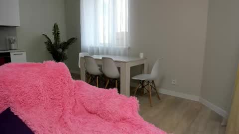 Lina online show from 02-18-26, 08:32