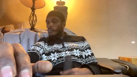 Snapshot of goatchocolate chatting on 12-18-24, 08:14 goatchocolate online show from 12-18-24, 08:14