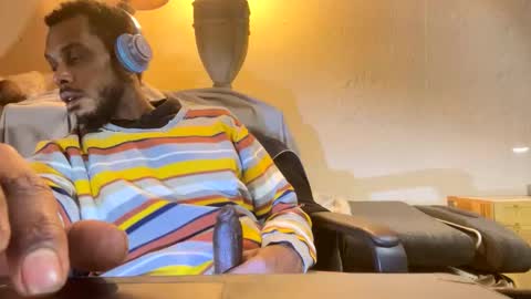 Snapshot of goatchocolate chatting on 01-09-25, 07:29 goatchocolate online show from 01-09-25, 07:29