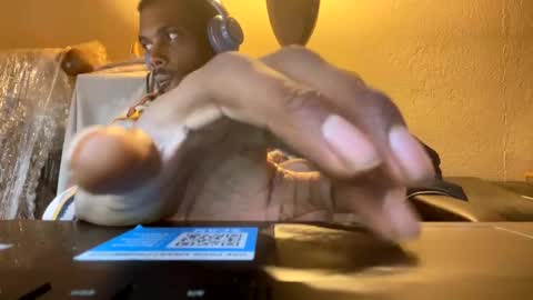 Snapshot of goatchocolate chatting on 01-13-25, 10:03 goatchocolate online show from 01-13-25, 10:03