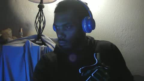 Snapshot of goatchocolate chatting on 01-21-25, 08:54 goatchocolate online show from 01-21-25, 08:54