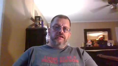 IDKIDCIDGAF online show from 09-26-25, 05:33