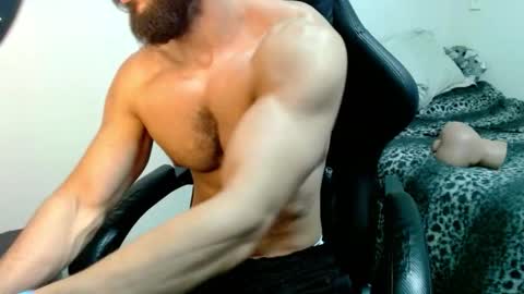 god hunkules online show from 01-16-26, 05:06