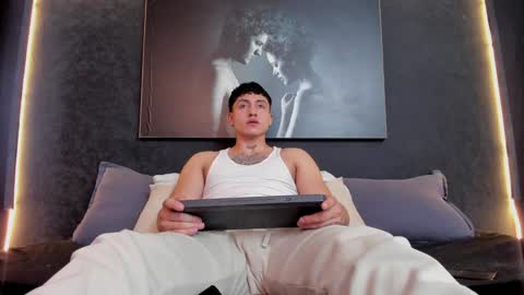 steven online show from 01-04-25, 10:13