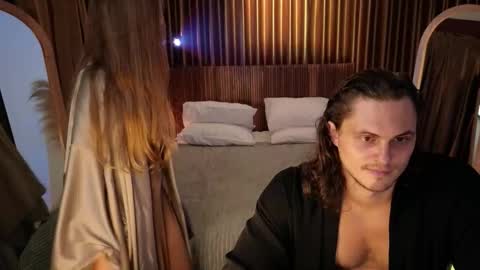   330 UTC2 girls   online show from 02-18-26, 07:15