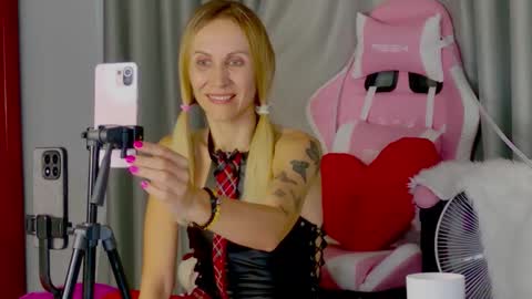 Katarina online show from 11-07-25, 09:09