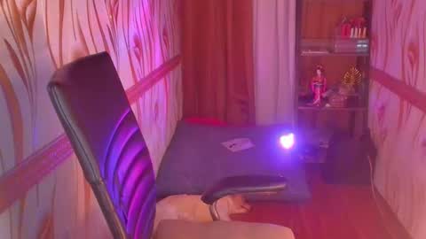 Barbie Brown online show from 11-03-25, 03:52