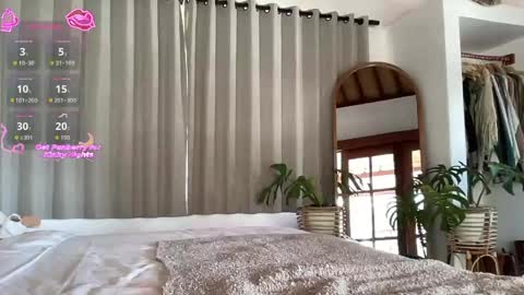 Snapshot of goddessdove chatting on 05-09-26, 05:45 GoddessDove online show from 05-09-26, 05:45