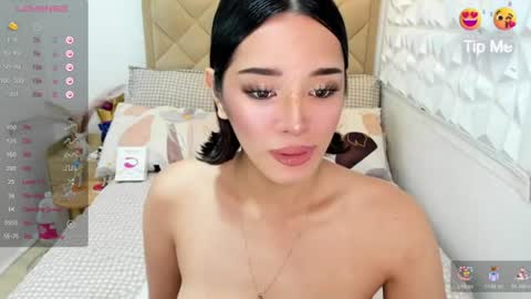 Snapshot of goddessheartxxx chatting on 06-18-26, 05:30 ruiz online show from 06-18-26, 05:30
