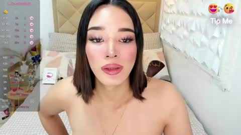 Snapshot of goddessheartxxx chatting on 07-25-26, 05:27 ruiz online show from 07-25-26, 05:27