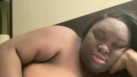 Snapshot of goddessjackieoz chatting on 09-29-25, 01:44 Madame Jackie online show from 09-29-25, 01:44