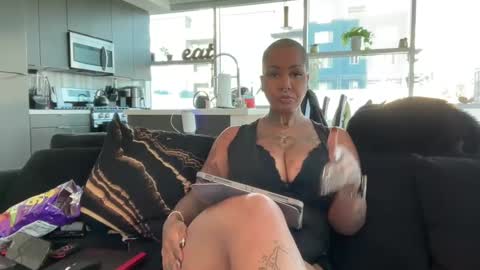 Goddess Kalitha online show from 09-11-25, 12:44