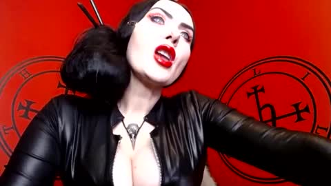 Snapshot of goddessmidnight chatting on 09-20-25, 05:03 GODDESS MIDNIGHT online show from 09-20-25, 05:03