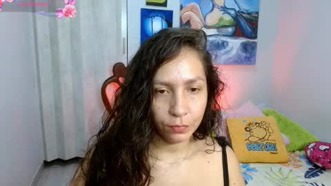 Naih Reyes online show from 10-08-25, 03:59