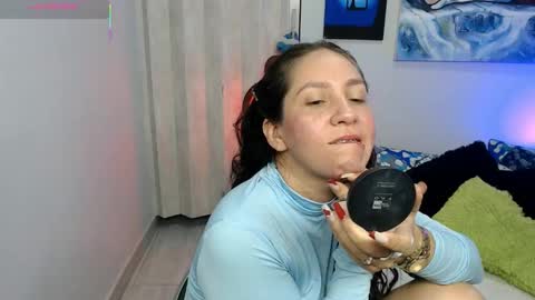  Naih Reyes online show from 03-24-26, 05:12