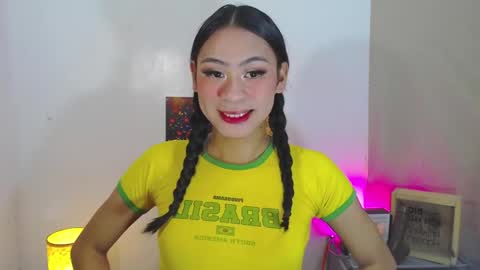 Kyla and Nian online show from 11-23-25, 06:41