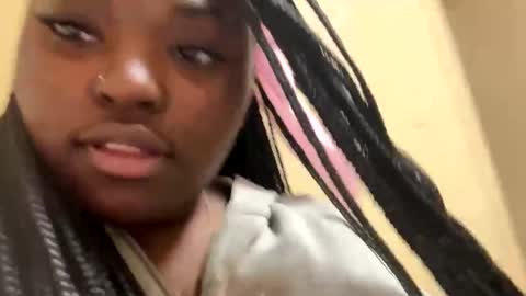 Snapshot of goddessnyia chatting on 01-11-25, 09:15 goddessnyia online show from 01-11-25, 09:15