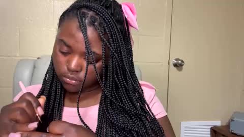 Snapshot of goddessnyia chatting on 01-14-25, 04:57 goddessnyia online show from 01-14-25, 04:57