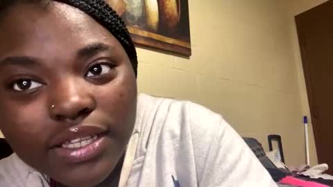 Snapshot of goddessnyia chatting on 01-21-25, 02:33 goddessnyia online show from 01-21-25, 02:33
