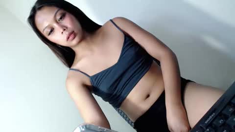 MISS LOVELY online show from 06-04-26, 01:39