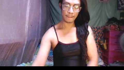 KENNY DOLL online show from 04-12-26, 05:56