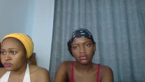Snapshot of godess_lunah chatting on 05-28-26, 10:12 godess_lunah online show from 05-28-26, 10:12