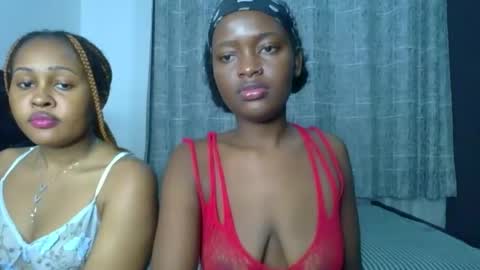 Snapshot of godess_lunah chatting on 05-29-26, 05:33 godess_lunah online show from 05-29-26, 05:33