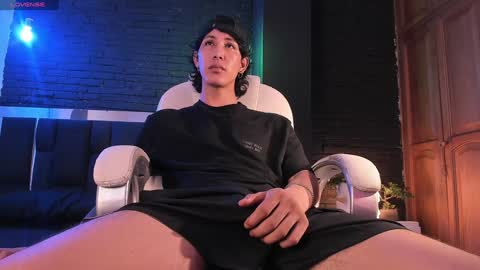 HUAN online show from 12-17-24, 07:15