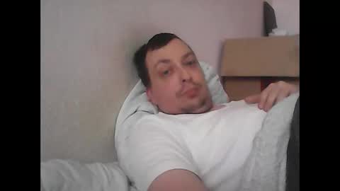 Snapshot of gohan8558 chatting on 04-06-26, 02:40 gohan8558 online show from 04-06-26, 02:40