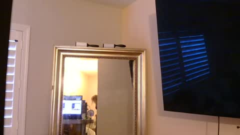Snapshot of goixhtpliekm chatting on 06-16-26, 02:03 MissyMidnight online show from 06-16-26, 02:03