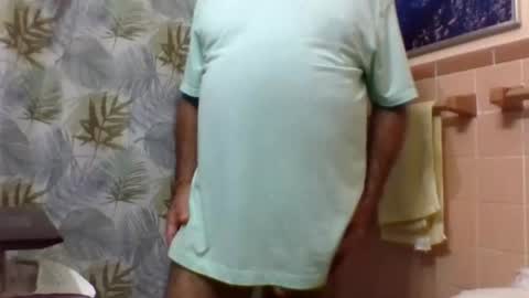Snapshot of gojo885 chatting on 05-01-26, 03:22 gojo885 online show from 05-01-26, 03:22