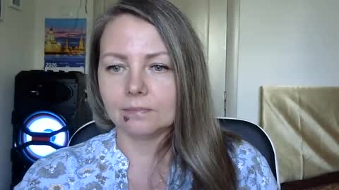 Snapshot of gold_585 chatting on 06-05-26, 06:52 gold_585 online show from 06-05-26, 06:52