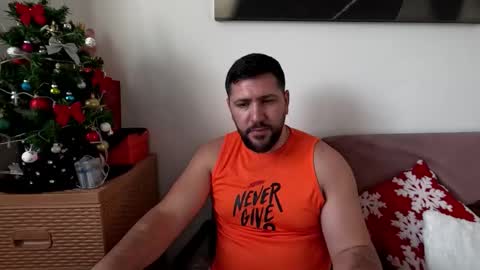 gold_alpha_boy online show from 12-18-25, 11:49