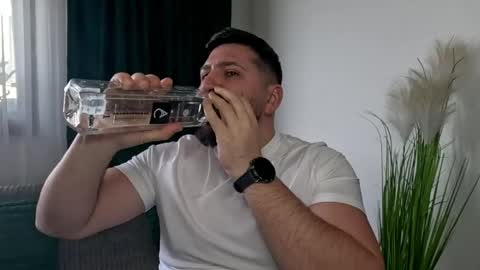 gold_alpha_boy online show from 04-15-26, 01:18