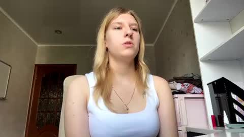 Alena online show from 07-15-26, 08:52