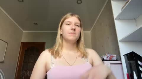 Alena online show from 07-27-26, 06:42