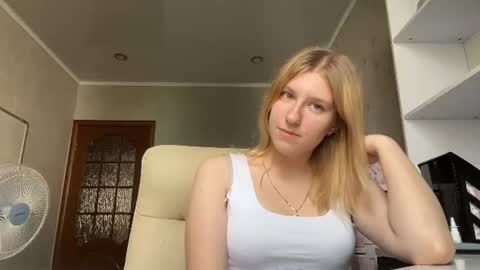 Alena online show from 07-29-26, 06:33