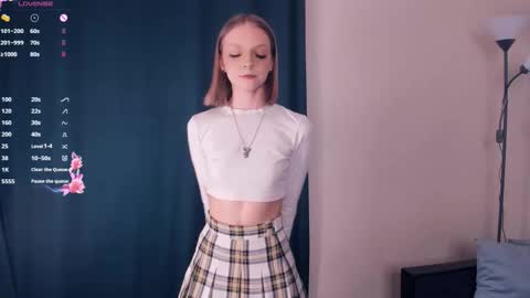 Snapshot of golden__dawn chatting on 11-04-25, 07:29 Jade online show from 11-04-25, 07:29