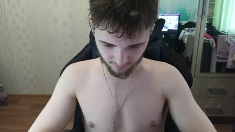 Snapshot of golden_boyyy21 chatting on 04-23-26, 01:02 Golden boyyy21 online show from 04-23-26, 01:02