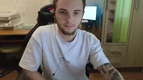 Golden boyyy21 online show from 06-30-26, 04:13