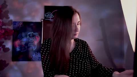 Gloria online show from 05-19-26, 08:20