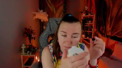 Gloria online show from 06-14-26, 08:38