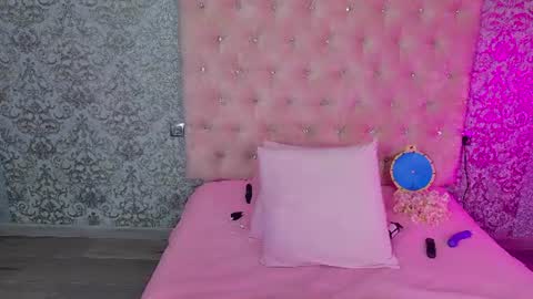 golden girl   online show from 06-21-26, 01:41