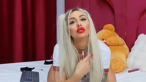 GoldenAmberX online show from 02-23-25, 06:07