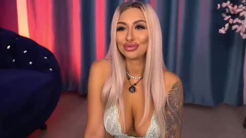 GoldenAmberX online show from 11-27-25, 06:59