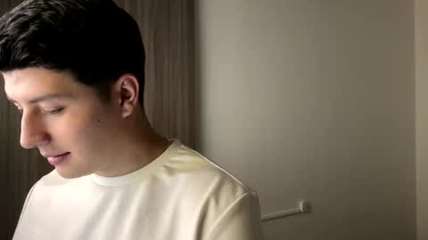 goldenknight33 online show from 10-24-25, 04:36