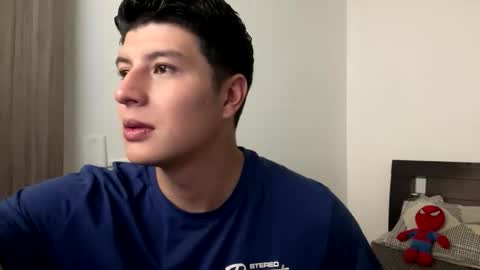 goldenknight33 online show from 10-26-25, 04:24